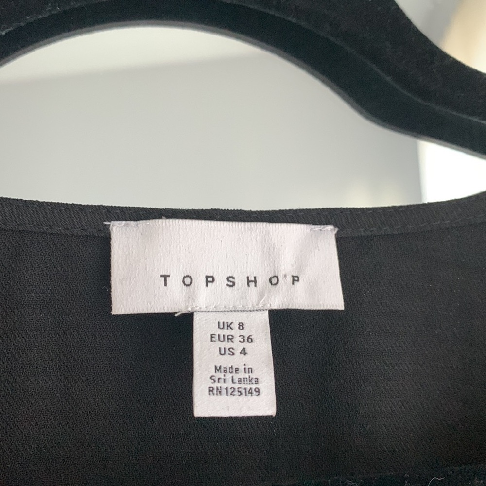 Topshop Button Top - Picture 2 of 3